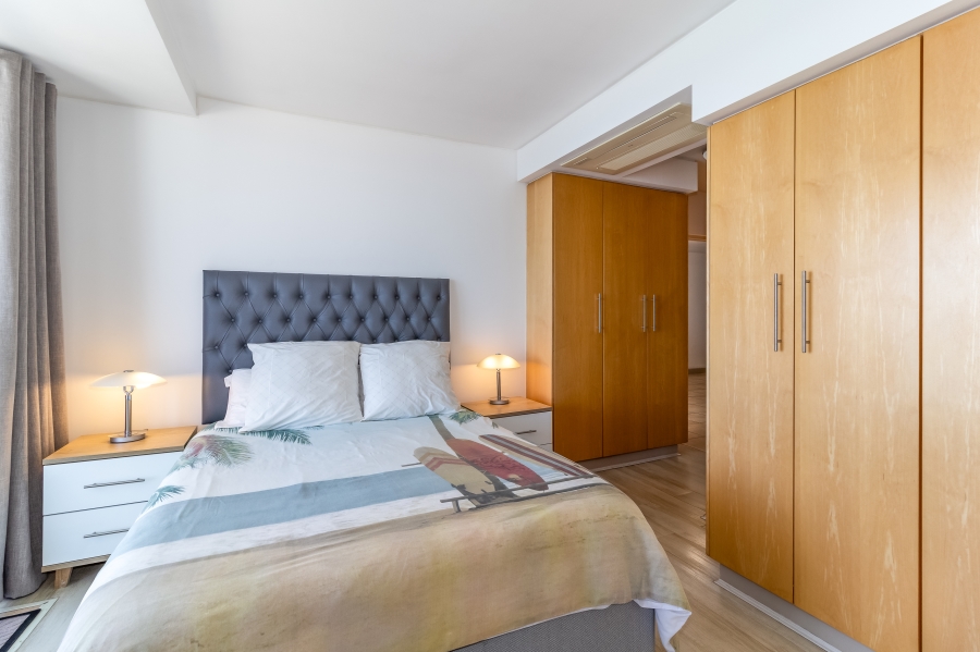 To Let 3 Bedroom Property for Rent in Strand Central Western Cape